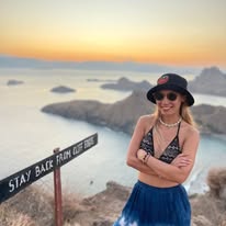 Stella Wong