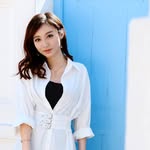 Yomi Chow 周可茵 